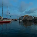 Port - Superbe 40 M2 - Acces * Grimaud